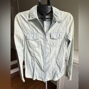 GAP Light Blue Perfectly Faded Denim / Jean Shirt Size Medium